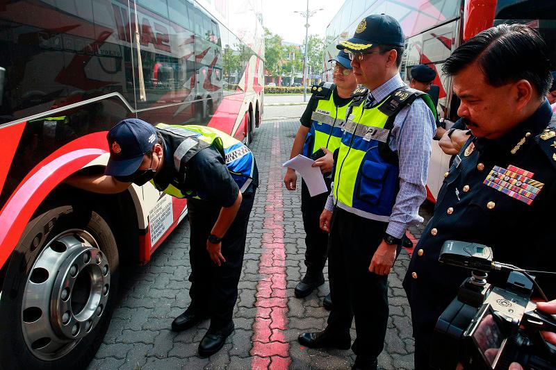Selangor JPJ going undercover again to audit bus drivers during festive exodus Selangor JPJ going undercover again to audit bus drivers during festive exodus