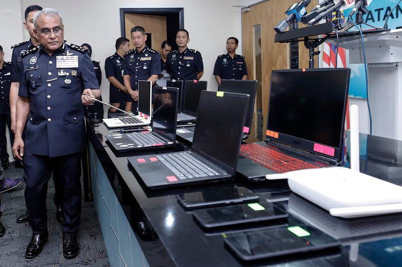 Seven held in Cyberjaya over job scam syndicate - Bukit Aman Seven held in Cyberjaya over job scam syndicate - Bukit Aman