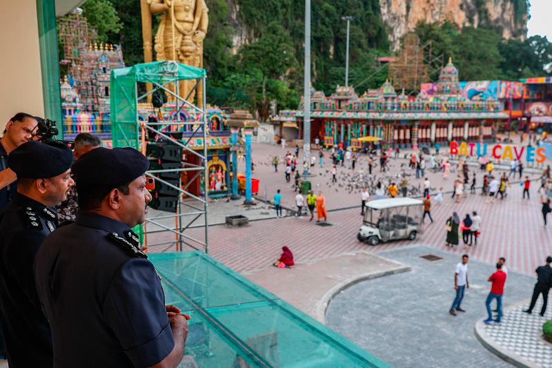 Seven roads in Batu Caves to close in stages for Thaipusam celebration Seven roads in Batu Caves to close in stages for Thaipusam celebration