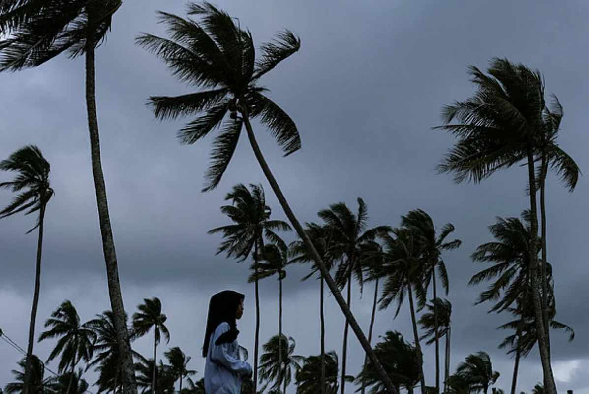 Severe thunderstorm warning issued for four states until noon