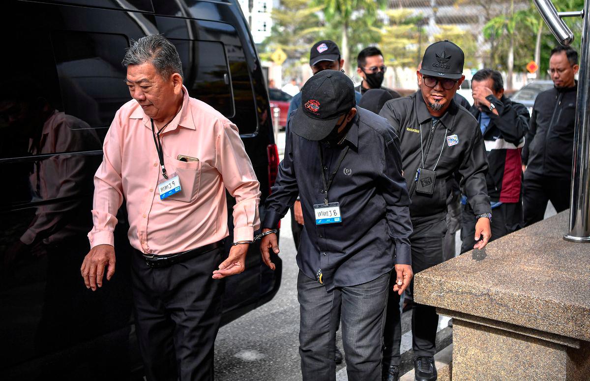 Six men fined RM500 to RM2,000 each for giving false info to NRD Six men fined RM500 to RM2,000 each for giving false info to NRD