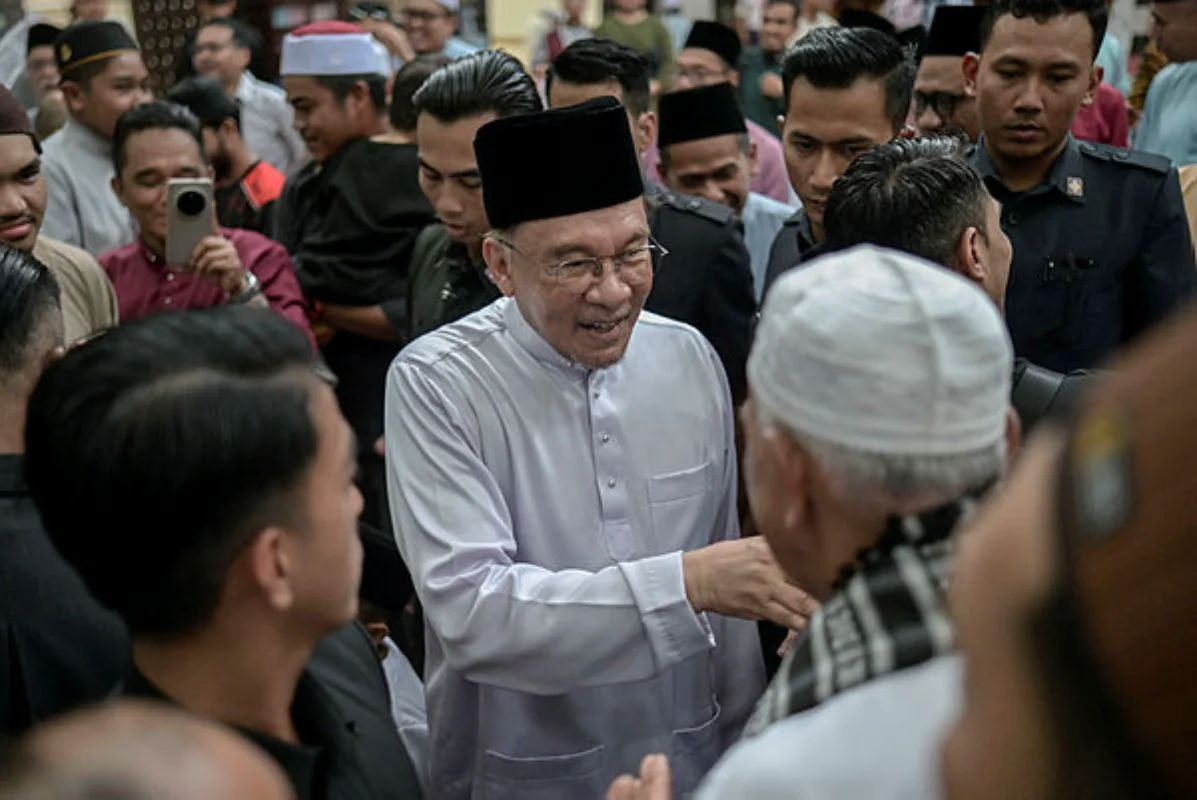Solat_asas_pembinaan_keadilan__keharmonian_sejagat_-_PM_Anwar Solat asas pembinaan keadilan, keharmonian sejagat - PM Anwar