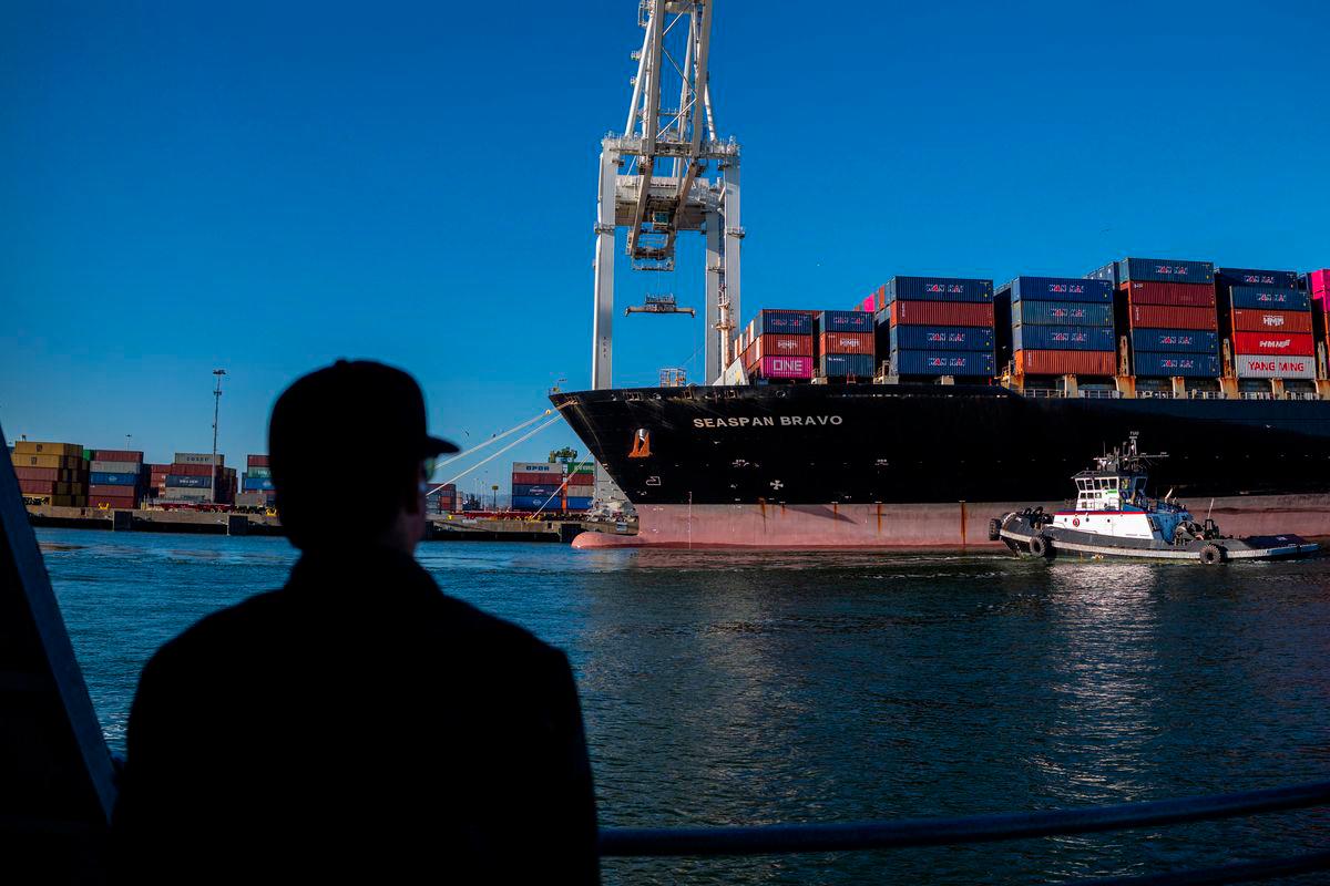 South Korea to aid firms facing higher US tariffs amid trade deal South Korea to aid firms facing higher US tariffs amid trade deal