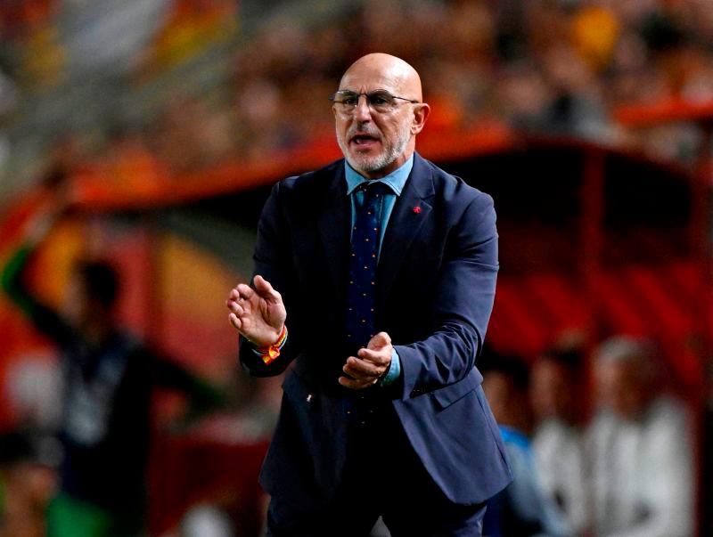 Spanish star Yamal's Ramadan fasting 'completely normal' for coach Spanish star Yamal's Ramadan fasting 'completely normal' for coach