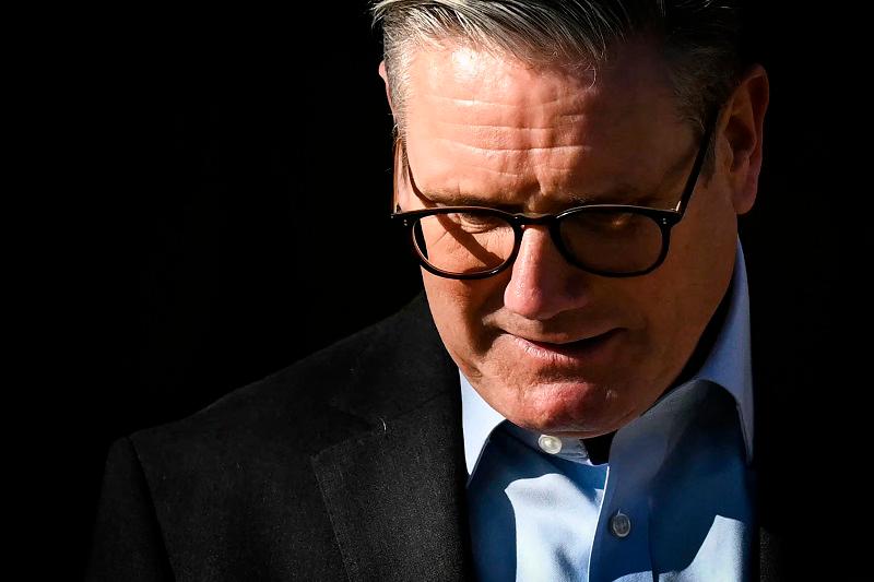 Starmer to urge Europe to 'bear down' on Putin at landmark talks Starmer to urge Europe to 'bear down' on Putin at landmark talks