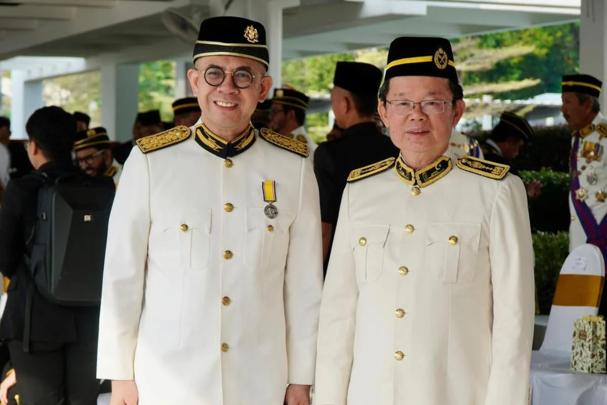 Steven_Sim_puji_Chow_Kon_Yeow_sebagai_pemimpin_berhemah_dan_pelaksana_cekap