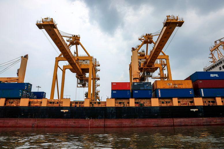 Stocks slide again as US forges ahead with 104% tariffs on China Stocks slide again as US forges ahead with 104% tariffs on China