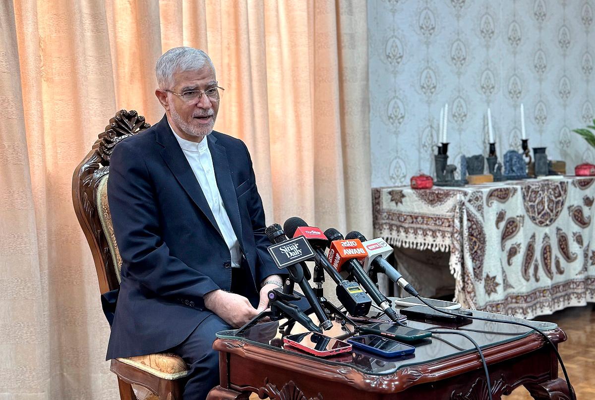 Strait of Hormuz remains open amid Iran attacks, says ambassador Strait of Hormuz remains open amid Iran attacks, says ambassador