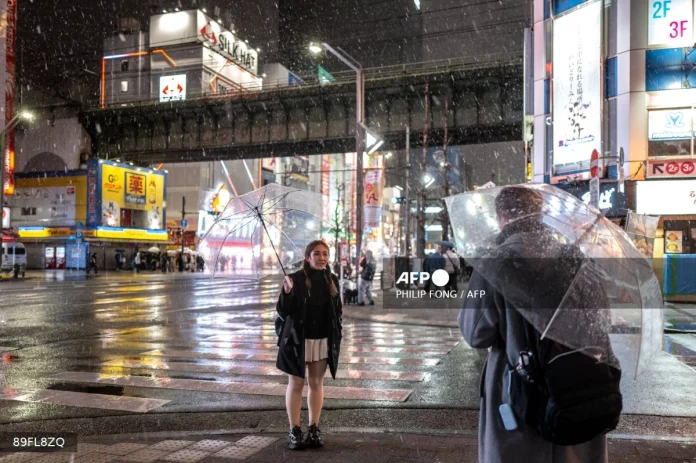 Street robbers steal $2.7 mn in cash in rare Tokyo heist