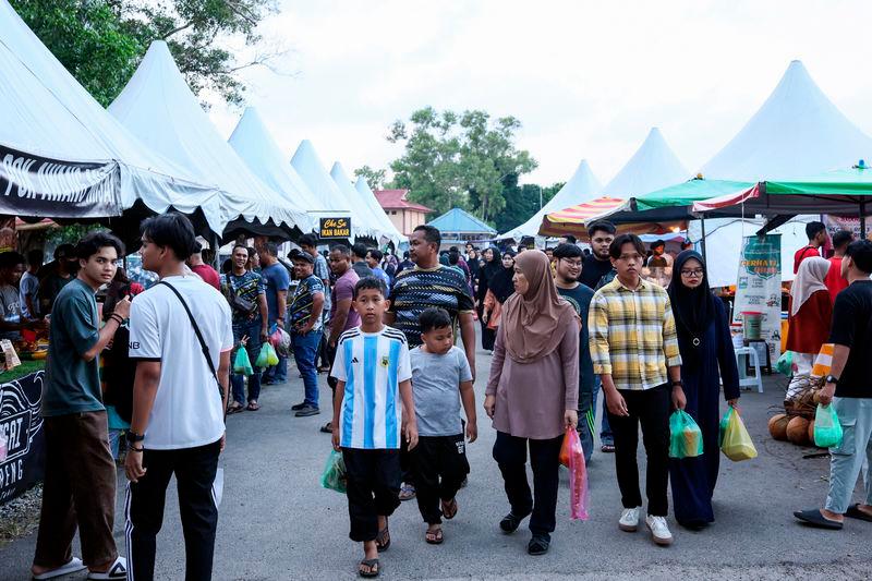Strict action against Ramadan bazaar lot resellers -S’gor MB Strict action against Ramadan bazaar lot resellers -S’gor MB