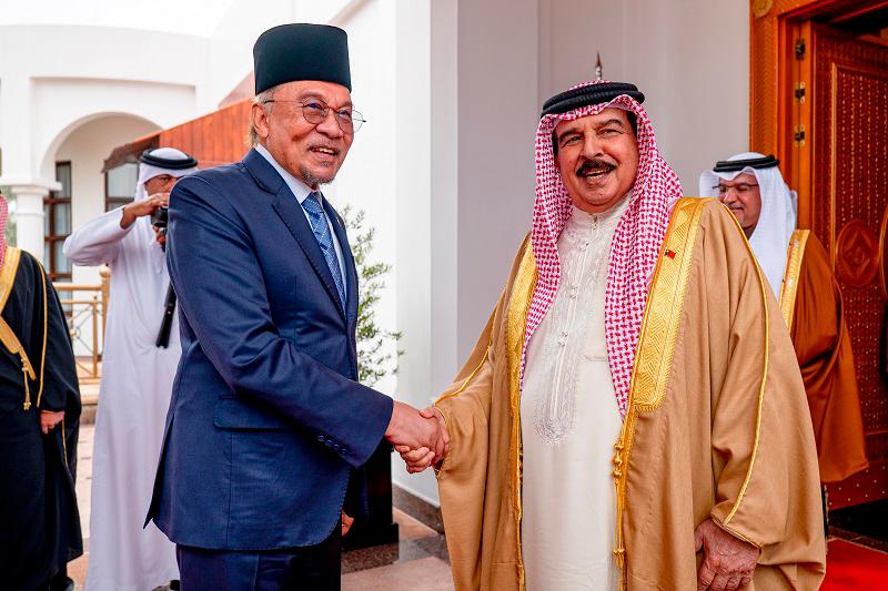 Strong ties between Agong, Bahrain's King strengthen bilateral cooperation - PM Anwar Strong ties between Agong, Bahrain's King strengthen bilateral cooperation - PM Anwar