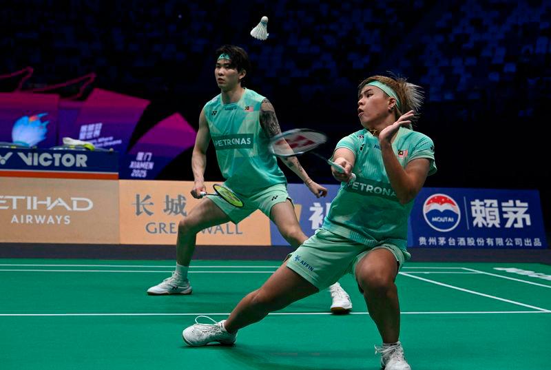 Sudirman Cup 2025: China crush Malaysia 3-0 in q-final Sudirman Cup 2025: China crush Malaysia 3-0 in q-final