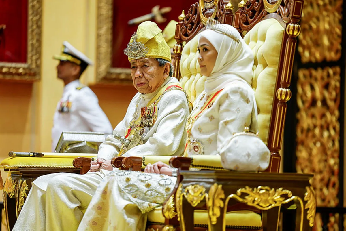 Sultan Selangor tegah masjid, surau jadi medan politik kepartian Sultan Selangor tegah masjid, surau jadi medan politik kepartian