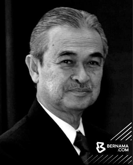 Sultan of Pahang, Tengku Ampuan convey condolences to family of Tun Abdullah Sultan of Pahang, Tengku Ampuan convey condolences to family of Tun Abdullah