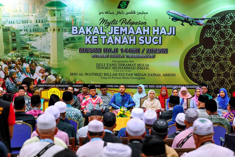 Sultan of Terengganu urges haj pilgrims to uphold Malaysia’s good name 