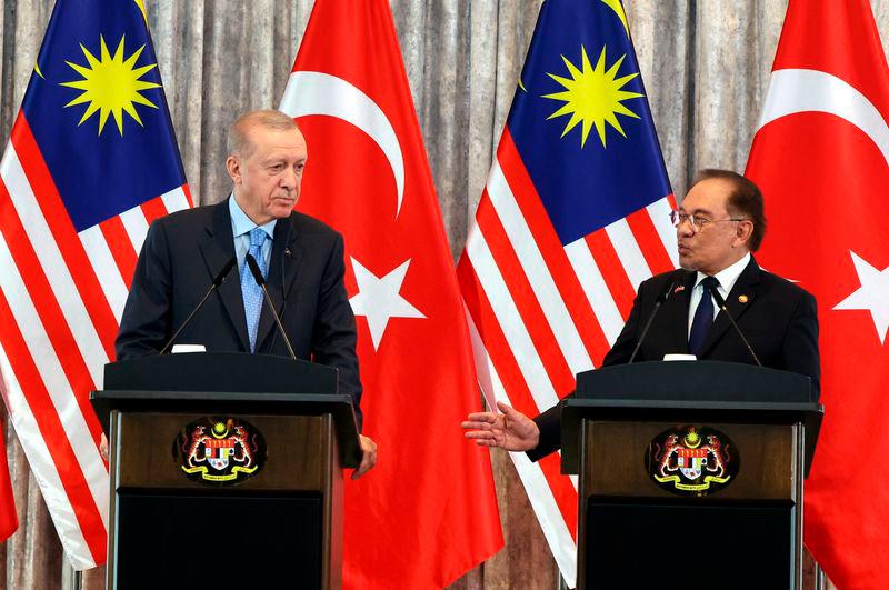 Support SMEs as backbone of country's economy - PM Anwar