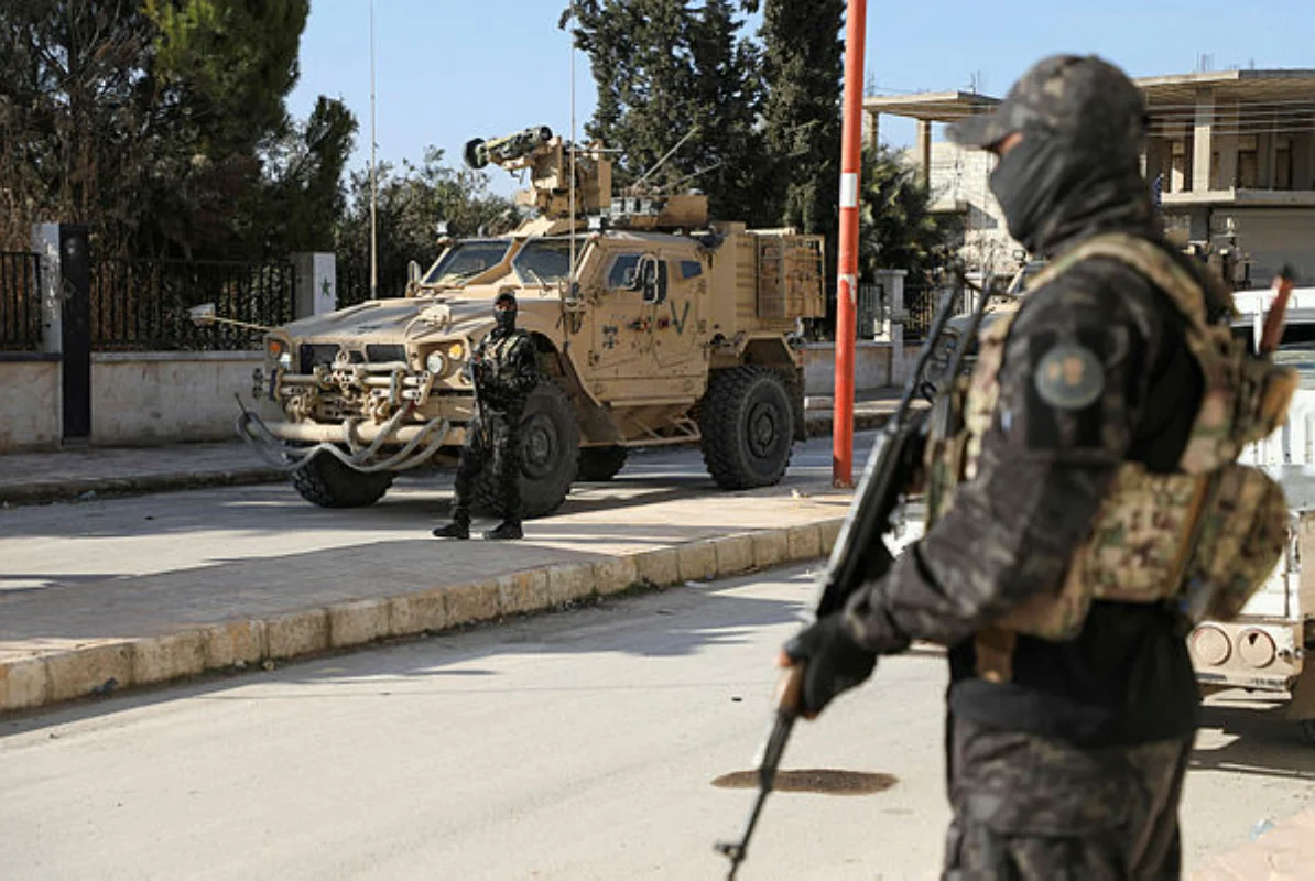 Syrian_army_poised_to_attack_Kurdish-held_towns_as_SDF_withdraws Syrian army poised to attack Kurdish-held towns as SDF withdraws