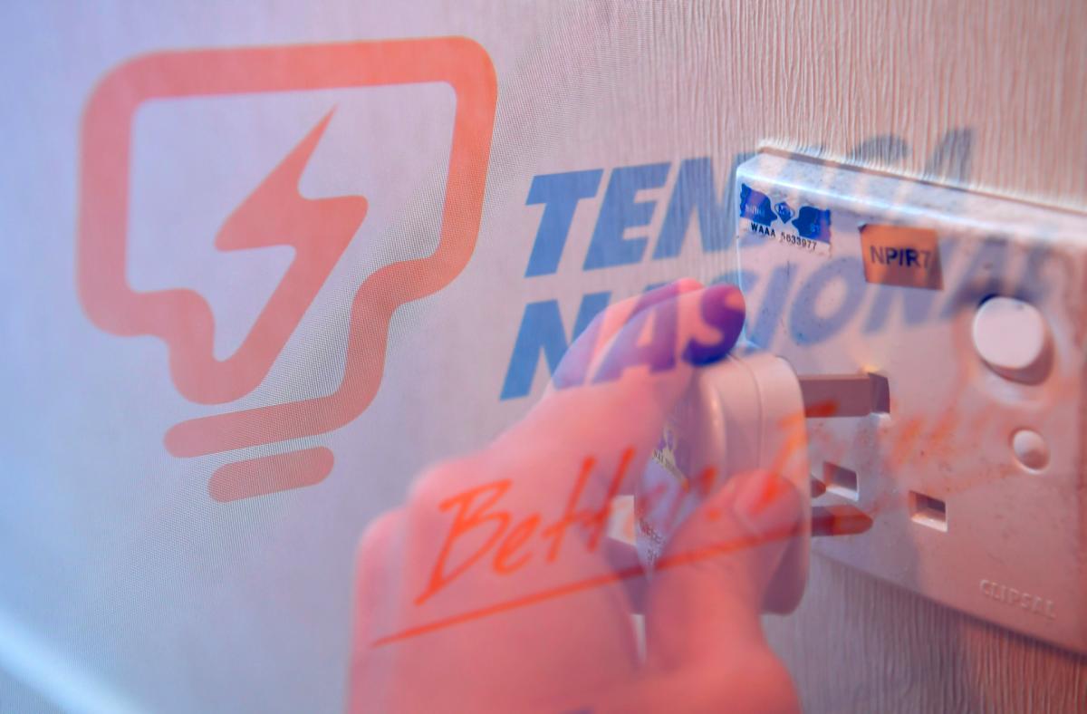 TNB returns nearly RM3 billion to Malaysians through responsible growth TNB returns nearly RM3 billion to Malaysians through responsible growth