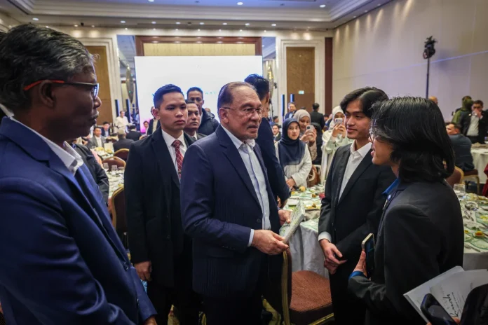 PM Anwar's packed Turkey visit includes Erdogan meeting and highest award PM Anwar's packed Turkey visit includes Erdogan meeting and highest award