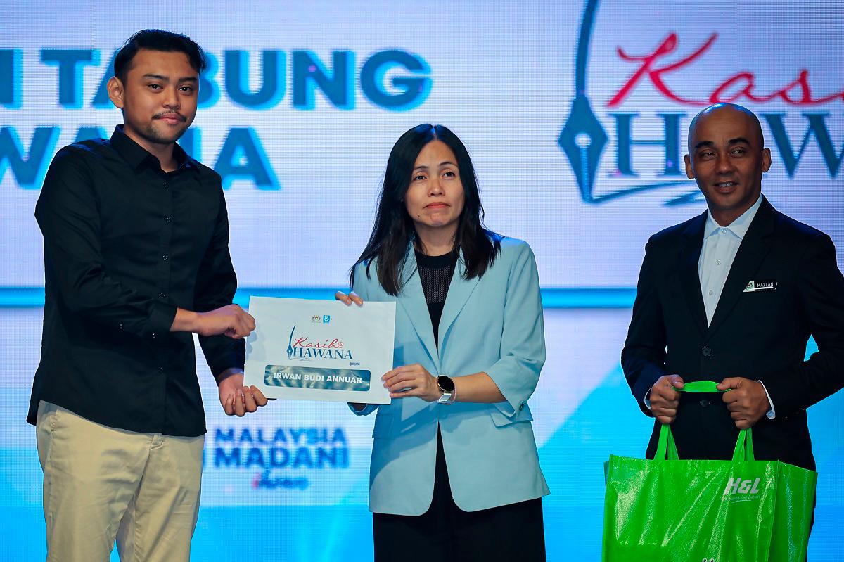 Tabung Kasih@HAWANA aids families of late RTM staff in Sarawak Tabung Kasih@HAWANA aids families of late RTM staff in Sarawak