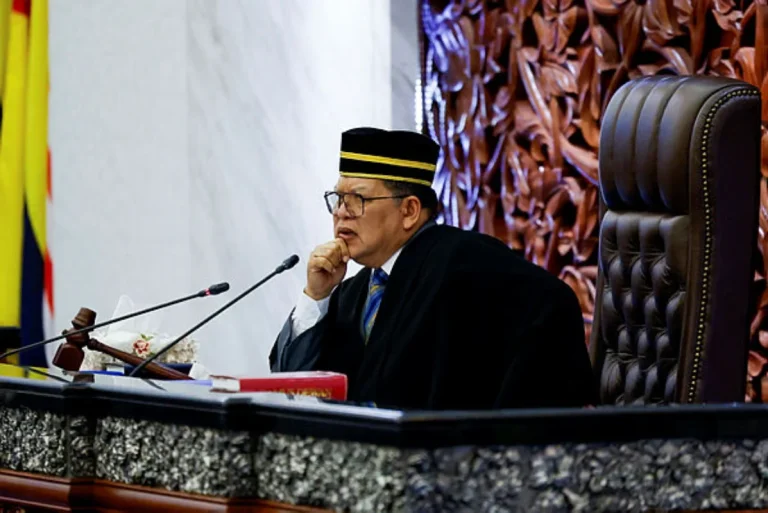 150 ahli parlimen selesai bahas usul menjunjung kasih titah diraja