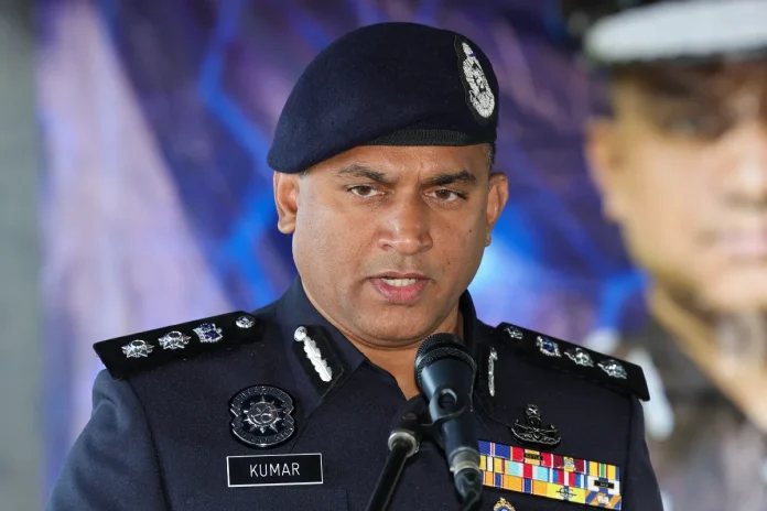 Teenager dies in motorcycle-lorry collision on Linkedua highway