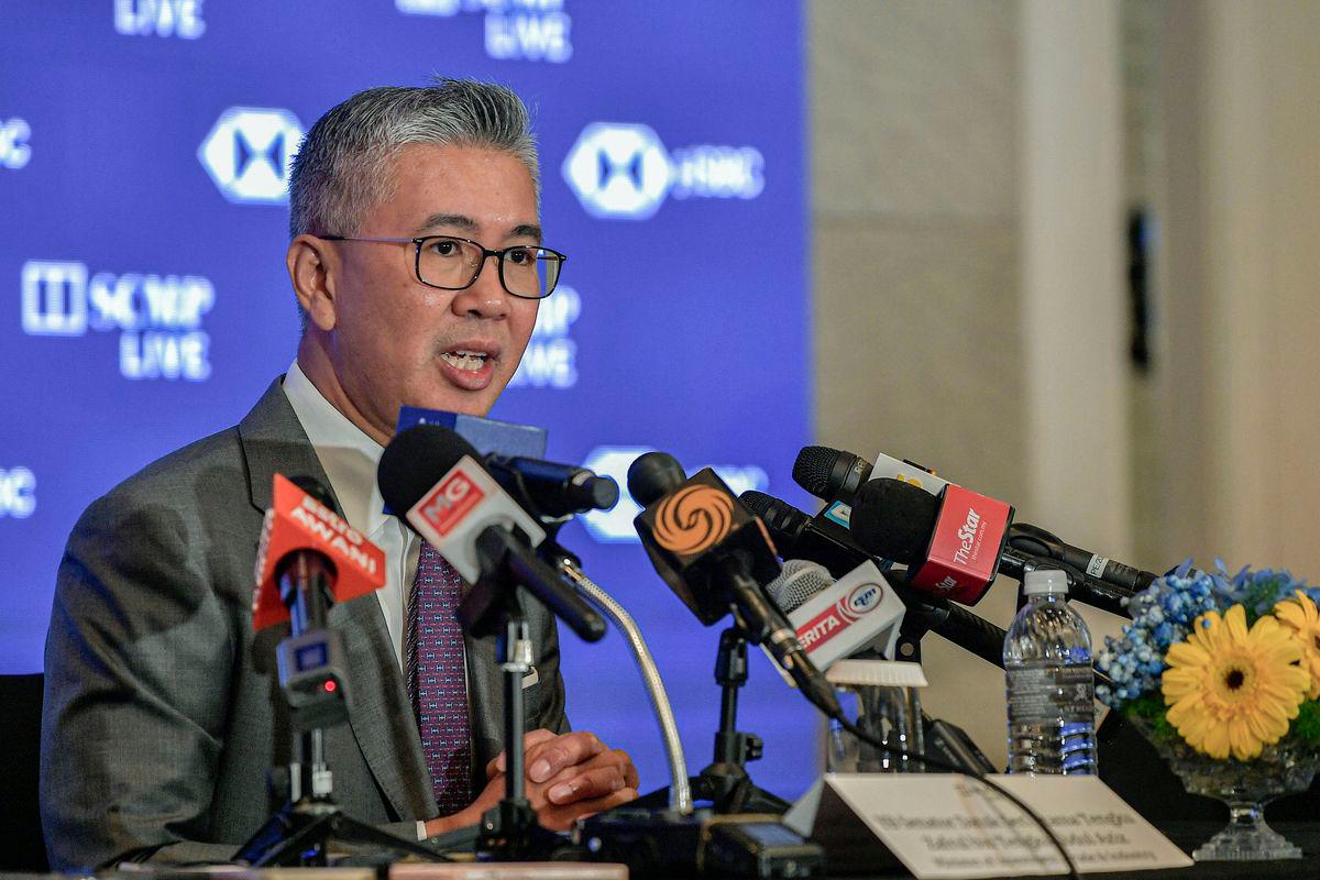 Tengku Zafrul to visit Washington June 18 for tariff talks Tengku Zafrul to visit Washington June 18 for tariff talks
