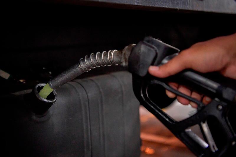 Terengganu KPDN seizes over 15,000 litres of diesel in Merang