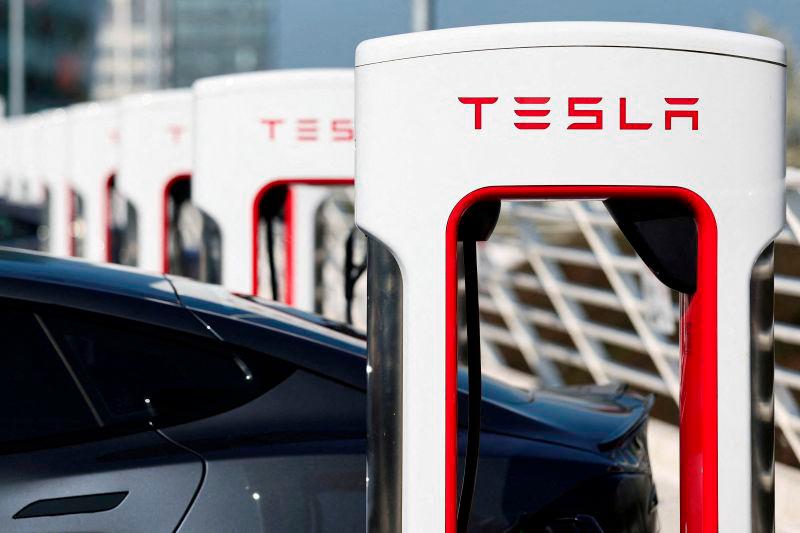 Tesla car sales in France, Sweden drop to lowest first-quarter in four years Tesla car sales in France, Sweden drop to lowest first-quarter in four years