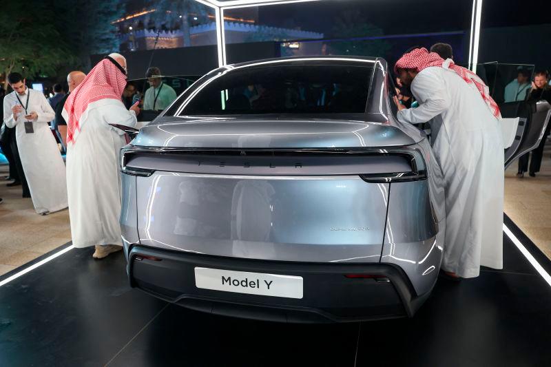Tesla opens first showroom in oil-rich Saudi Tesla opens first showroom in oil-rich Saudi