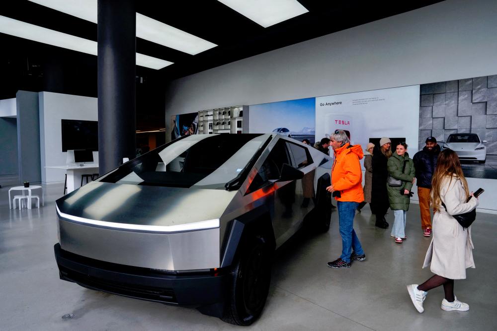 Tesla removed from Vancouver International Auto Show on safety concerns