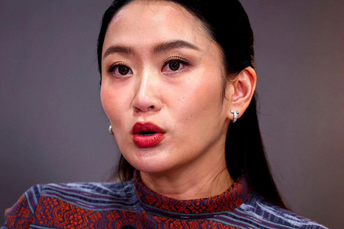 Thai PM will not resign or dissolve parliament, official says Thai PM will not resign or dissolve parliament, official says
