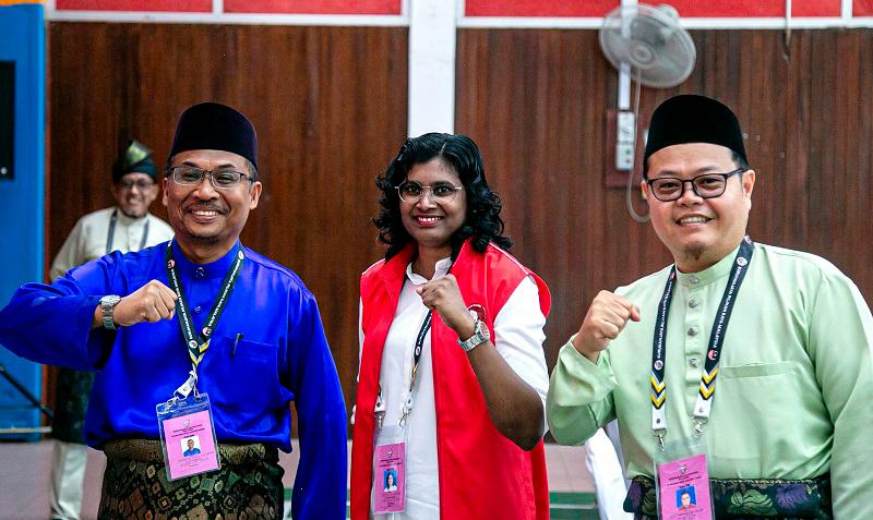 Three-way fight for Ayer Kuning seat