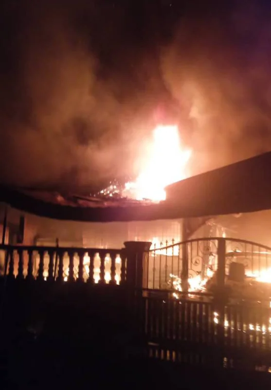 Three houses destroyed in early morning Bukit Mertajam fire
