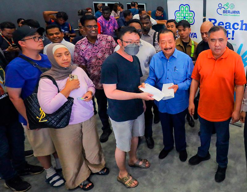 Timely assistance from Berjaya Cares Foundation Timely assistance from Berjaya Cares Foundation