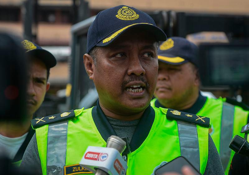 Tindakan menyamar sebagai penumpang bas ekspres terbukti berkesan Tindakan menyamar sebagai penumpang bas ekspres terbukti berkesan