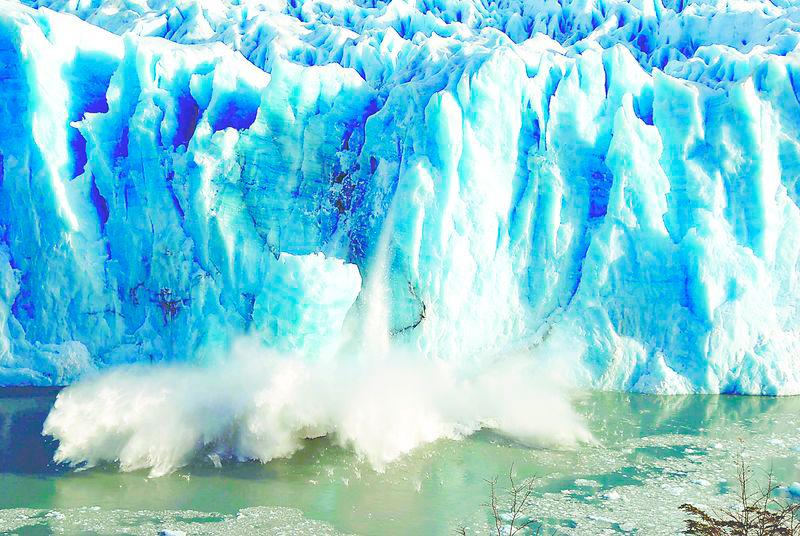Tip of the iceberg in global water crisis Tip of the iceberg in global water crisis