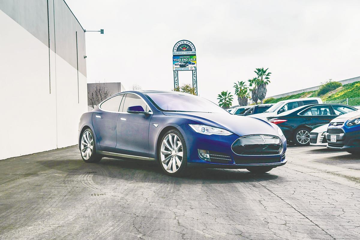 Top Tesla exec and Musk confidant leaves company Top Tesla exec and Musk confidant leaves company
