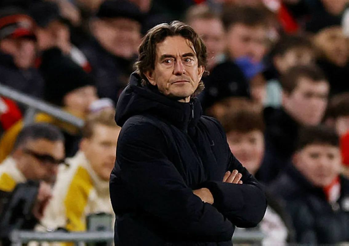 Tottenham_fans_chant__boring__as_Frank_s_Spurs_held_by_Brentford Tottenham fans chant 'boring' as Frank's Spurs held by Brentford