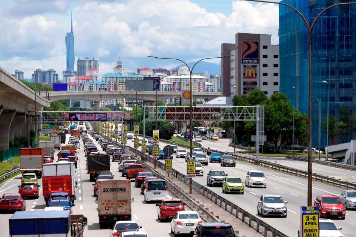 Trafik lancar di semua lebuhraya utama seluruh negara pagi ini 