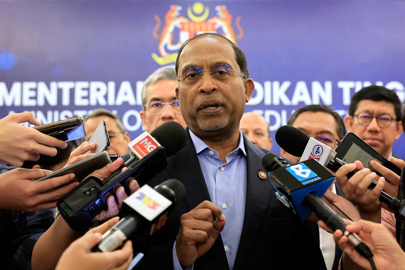 Travel restrictions not the only way to boost PTPTN repayments – Zambry Travel restrictions not the only way to boost PTPTN repayments – Zambry