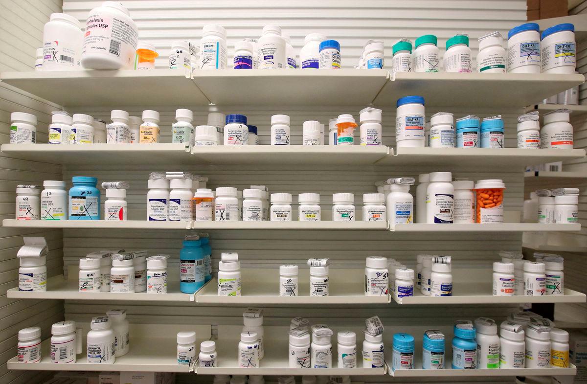 Trump calls for broad drug price cuts in executive order Trump calls for broad drug price cuts in executive order