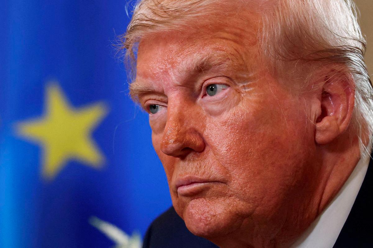 Trump memo requires universities to disclose race-based admissions data Trump memo requires universities to disclose race-based admissions data