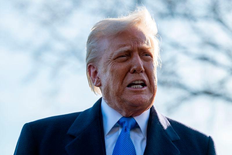 Trump revokes legal status for 530,000 Cubans, Haitians, Nicaraguans and Venezuelans Trump revokes legal status for 530,000 Cubans, Haitians, Nicaraguans and Venezuelans