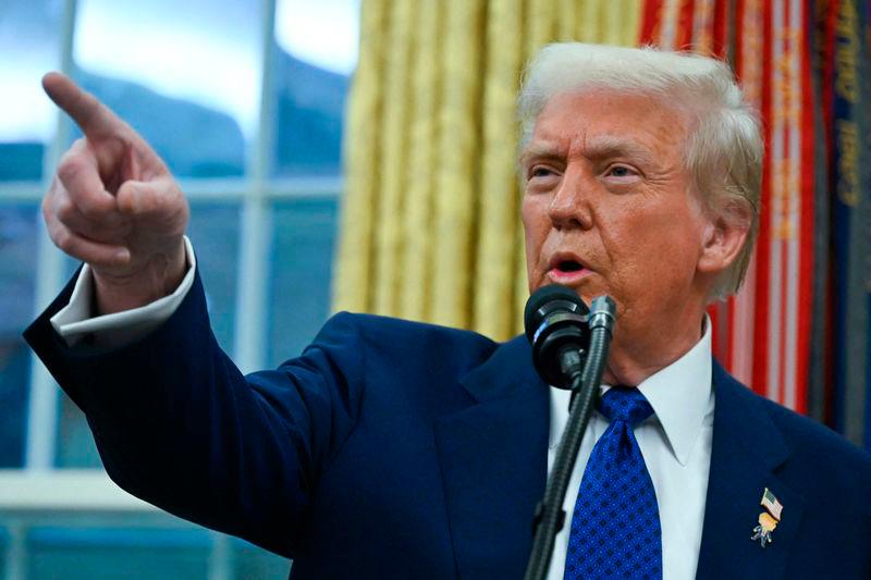 Trump says he wants Education Department to be closed immediately Trump says he wants Education Department to be closed immediately