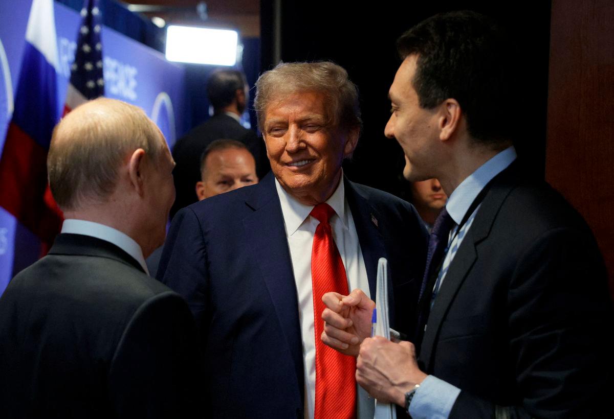 Trump speaks with Zelenskiy, NATO leaders after summit with Putin