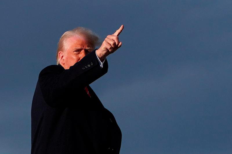 Trump targets lawyers in immigration cases, lawsuits against administration Trump targets lawyers in immigration cases, lawsuits against administration