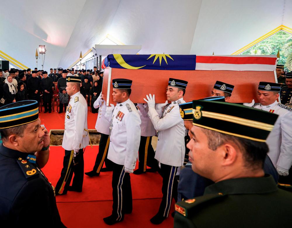 Tun Abdullah Ahmad Badawi laid to rest at Heroes’ Mausoleum Tun Abdullah Ahmad Badawi laid to rest at Heroes’ Mausoleum