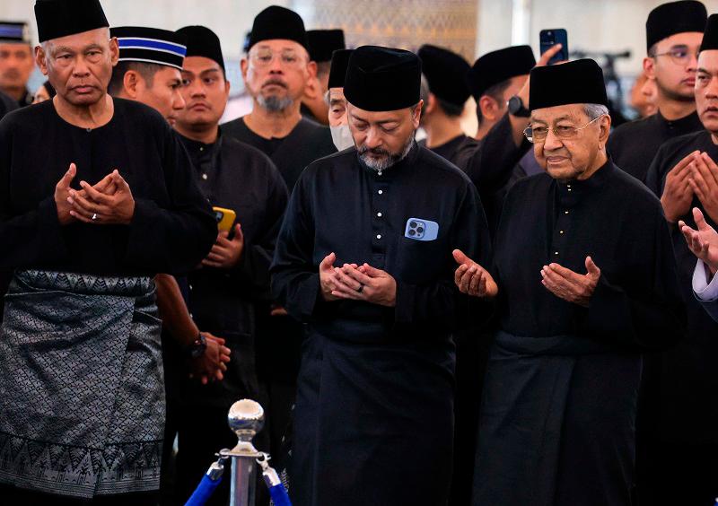 Tun Abdullah pemimpin berjiwa besar, utamakan negara - Tun Dr Mahathir