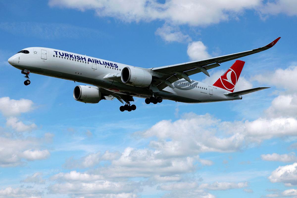 Turkish Airlines acquires stake in Spain’s Air Europa for 300 million euros Turkish Airlines acquires stake in Spain’s Air Europa for 300 million euros